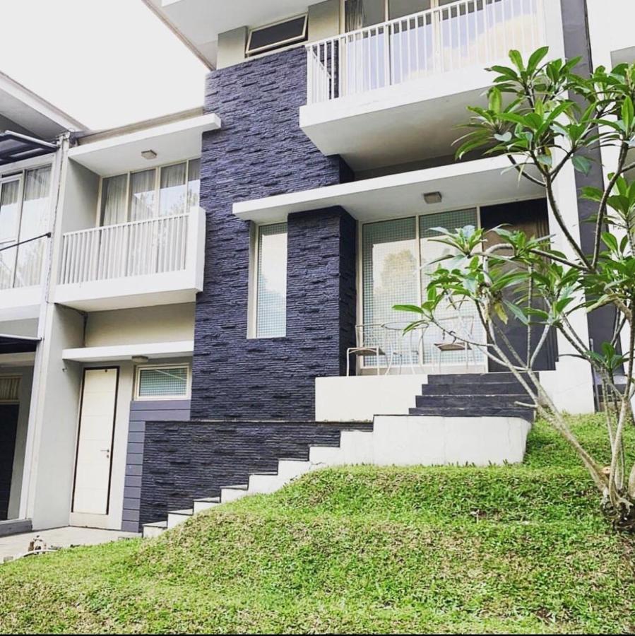 Imah Dago Villa - Budget Staycation Villa In Bandung Kültér fotó